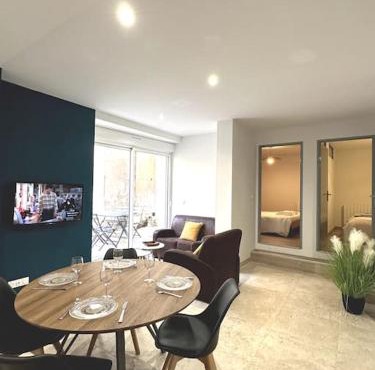 Appartement centre ville - PARKING PRIVE - WIFI