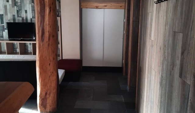 Appartement Chaleureux à Valcenis Lanslevillard à Proximité de Tous Commerces