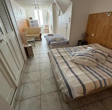 Appartement charmant à Néris-les-Bains - 30 m² - Jardin privé