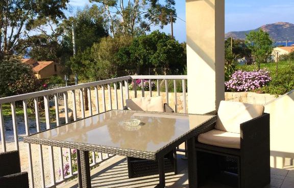 Appartement charmant à Galéria avec vue sur mer, 39 m²