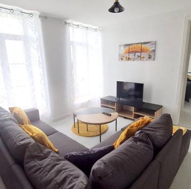 Appartement charmant à Rocroi/70 m²/Parking inclus