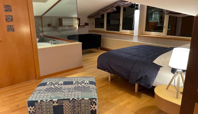 Appartement chic au centre HUT 08087