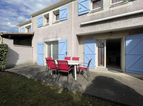 Appartement climatisé de 3 pièces avec piscine, terrasse et parking - Vallon-Pont-d'Arc - FR-1-382-54