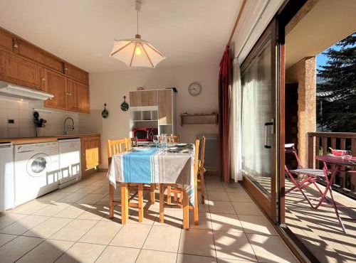 Appartement cosy pour 4 pers, 400m pistes et village, balcon, parking et casier à skis, La Salle-les-Alpes - FR-1-330F-221
