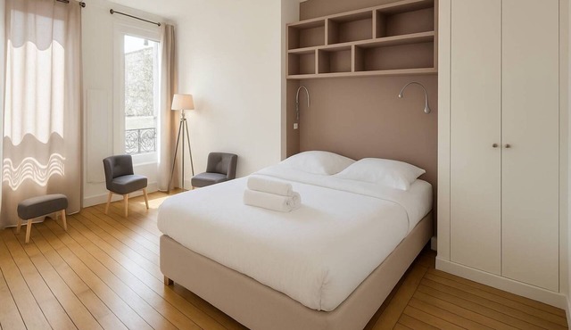 Appartement coeur paris 16 rue de bassano - 2P