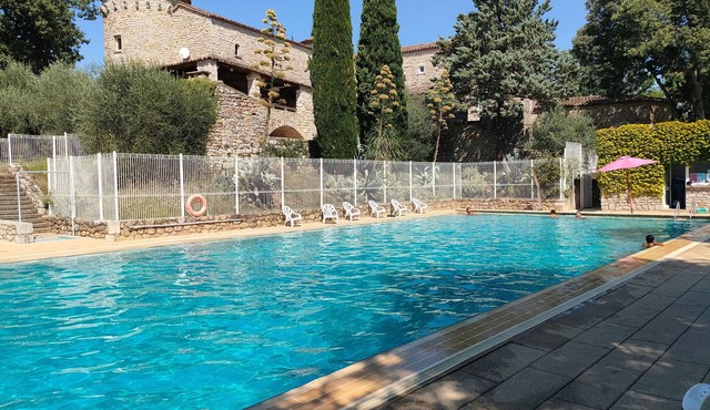 Appartement Confortable au Calme | Parking Gratuit