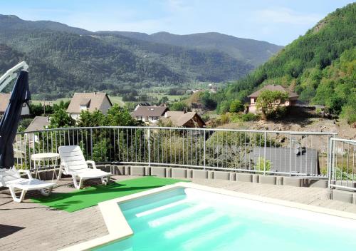 Appartement confortable à Oderen 68 m² avec piscine partagée