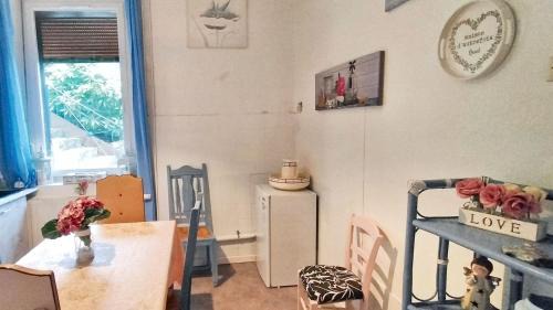 Appartement confortable Pouxeux/70 m²/superbe jardin