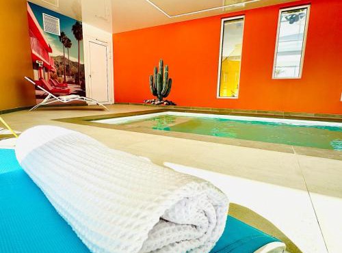Appartement cosy ambiance San Francisco dans résidence avec piscine 2 pers 1 chambre