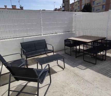 Appartement cosy avec terrasse ancien