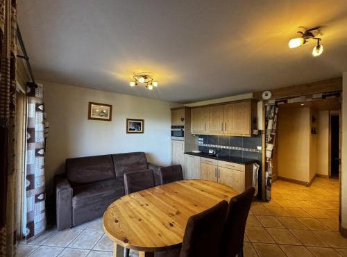 Appartement cosy 6 personnes avec garage, terrasse et wifi au cœur du village, proche pistes et commerces - FR-1-572-251