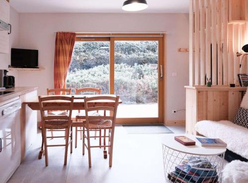 Appartement cosy pour 3 pers, piscine, proche commerces, à Arêches-Beaufort - FR-1-342-131