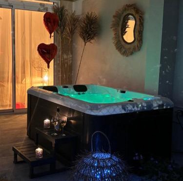 Appartement cosy Quissac avec Jacuzzi