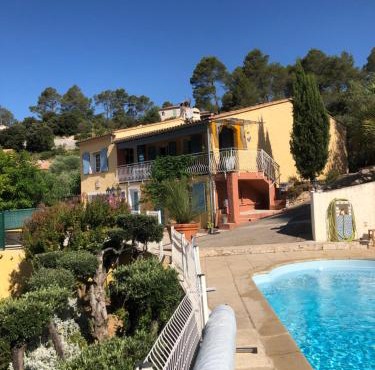 Appartement dans la colline