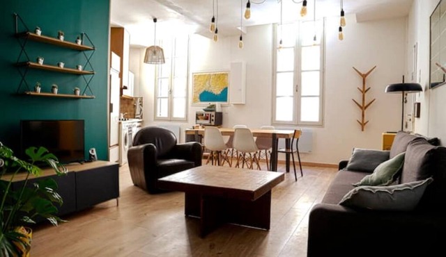 Appartement Dans le Quartier Touristique Saintroch