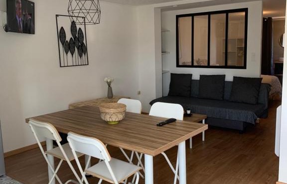 appartement dans maison basque