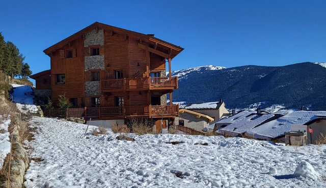 Appartement Dans Superbe Chalet. Formiguères 1600m