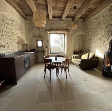 Appartement dans une vieille ferme bugiste