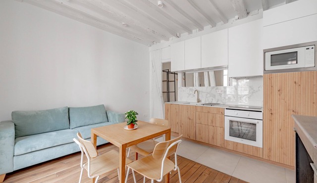 Appartement de Charme Dans Passage Privé