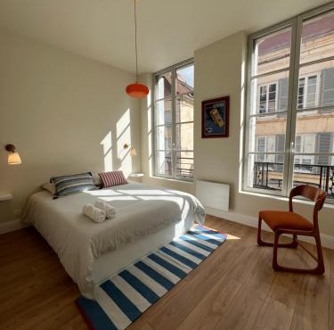 Appartement de charme en plein cœur du centre historique - Parking Public Gratuit -