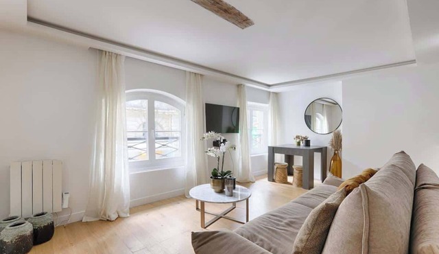 Appartement de Charme Invalides Palais Bourbon
