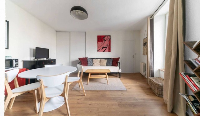 Appartement design et chaleureux, centre-ville