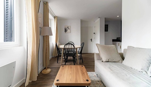 Appartement design avec parking privé