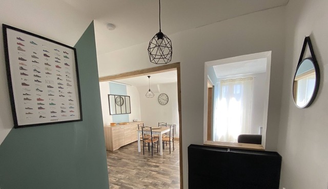 Appartement de Ville Proche Basilique Wifi