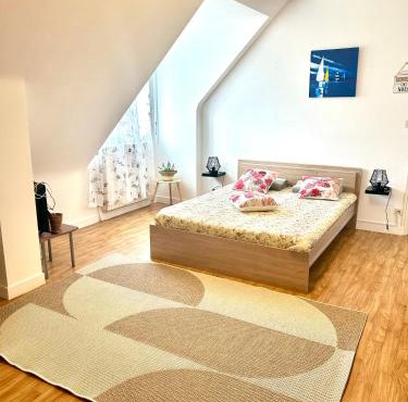 Appartement deux chambres plus une chambre bébé ou enfant maximum trois ans à la campagne au calme