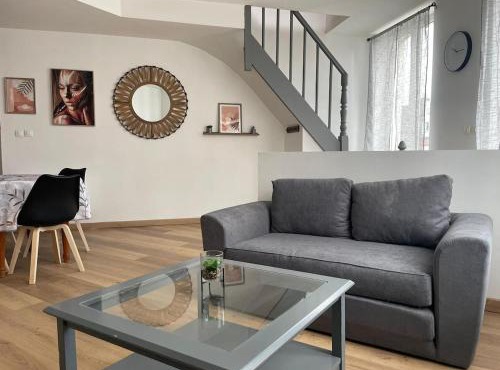 Appartement en duplex, 1e étage, proche commodités