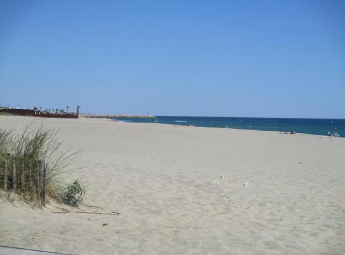 Appartement En Bord De Mer avec piscine