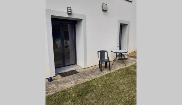 appartement en rez-de-chaussée de villa