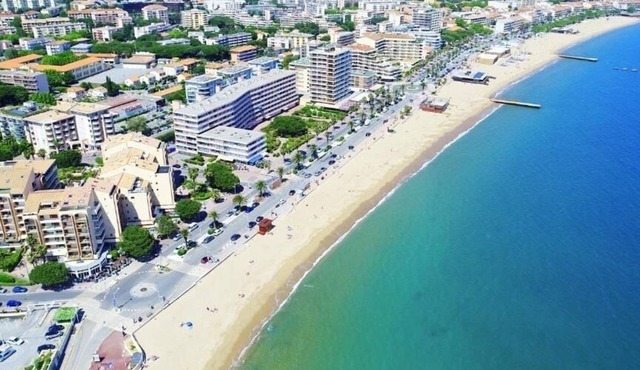 Appartement Fréjus Bord de mer Avec Grand Garage Privé - Locations Saisonnières