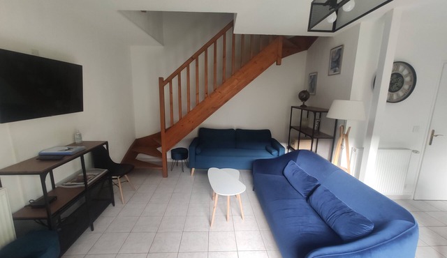 Appartement 4 en Triplex, Jardin, Cœur de Ville, au Calme, Jusqu'à 9 Couchages