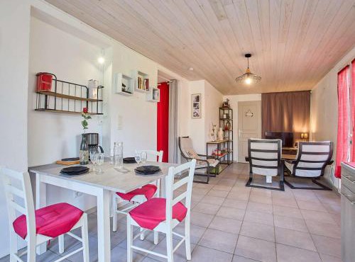 Appartement T3 4 pers. avec Terrasse, Wifi, Parking, Animaux admis - FR-1-841-58