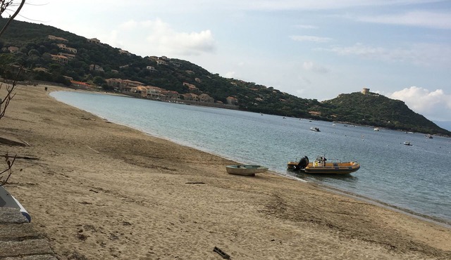 Appartement Dans Maisonnette au Bord de Leau