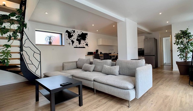 Appartement Avec Terrasse et 2 Chambres