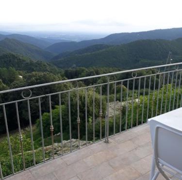Appartement charmant à Isolaccio-Di-Fiumorbo, 55m², balcon