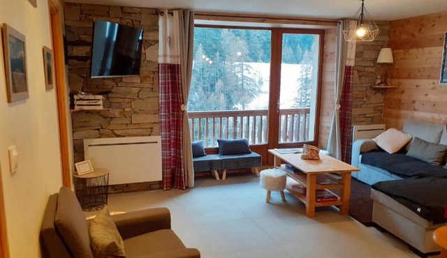 Appartement chaleureux avec wifi de 10 personnes à Val-Cenis