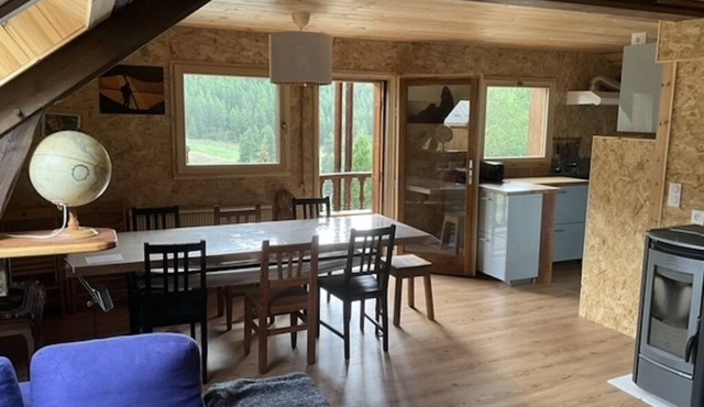 Appartement Neuf 2eme Étage Confortable et Spacieux Dans une Chalet Familiale