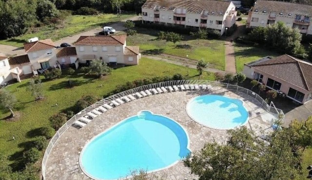 Appartement 2 Piscines, 100m de la Mer, 4/6 Personnes