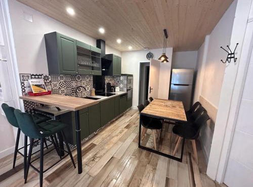 Appartement charmant à Savignac-les-Ormeaux, 56 m², balcon