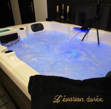 Appartement haut de gamme avec jacuzzi sauna à 5min de la plage à pied