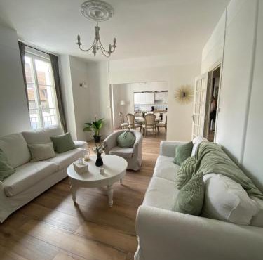 Appartement hyper-centre vue cathédrale