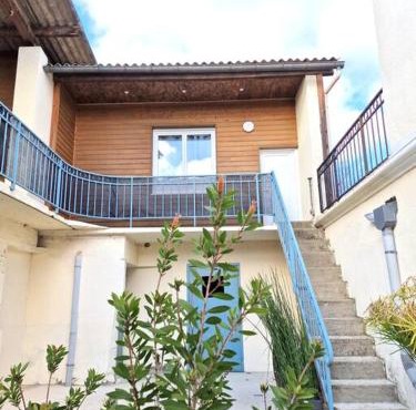 Appartement indépendant.