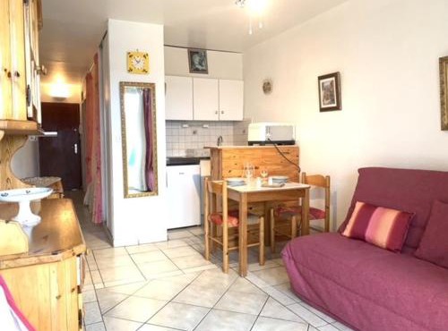 Appartement idéal près des Thermes de Balaruc avec balcon et parking privé - FR-1-503-16