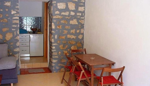 Appartement in einem dalmatischen Haus in Novigrad-Dalmatien neben Zadar, mit Klimaanlage AC