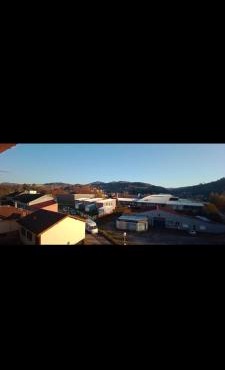 Appartement indépendant de 100 mc avec 4 chambres, salon et jardin