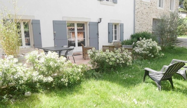 Appartement Indépendant Avec Terrasse