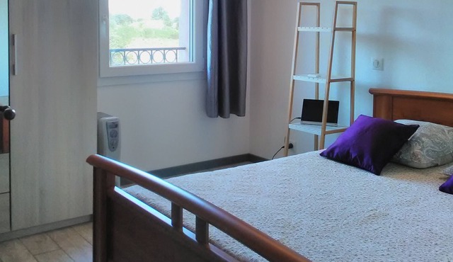 Appartement Indépendant Dans Villa en Provence